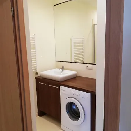 Apartament Na Deptaku W Lecznej Leczna Exterior foto