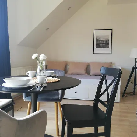 Apartament Na Deptaku W Lecznej Leczna Exterior foto