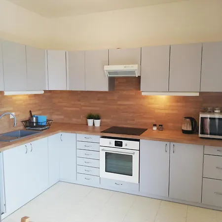 Apartament Na Deptaku W Lecznej Leczna Exterior foto