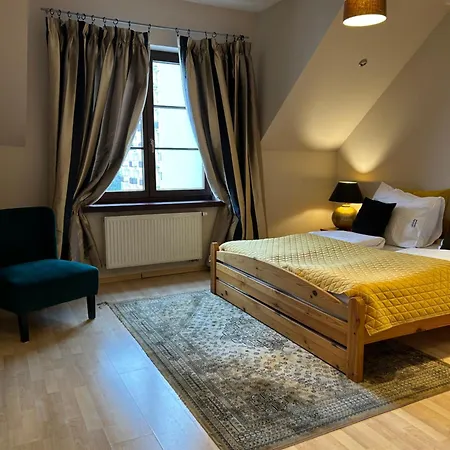 Apartament Na Deptaku W Lecznej Leczna Exterior foto