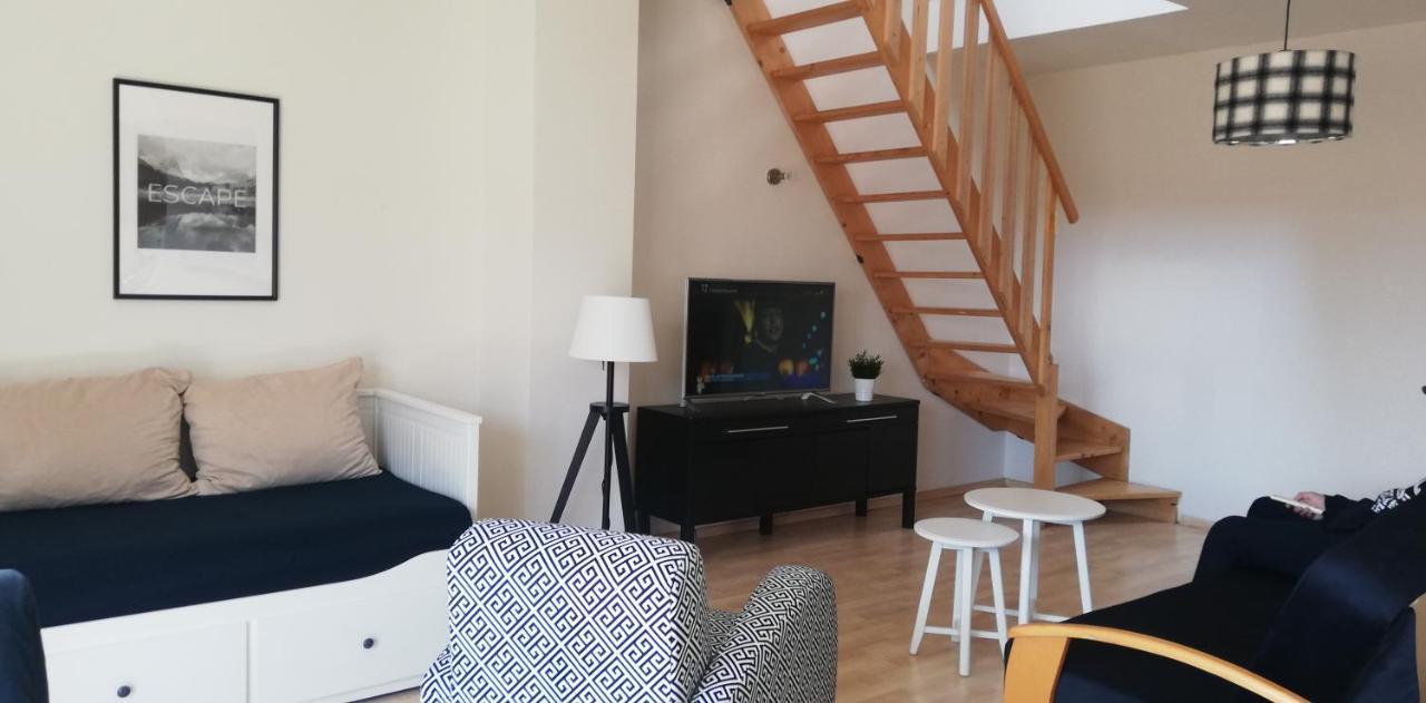 Apartment Na Deptaku W Lecznej Leczna